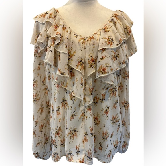 Entro Cream Floral Ruffled Blouse - Picture 1 of 5